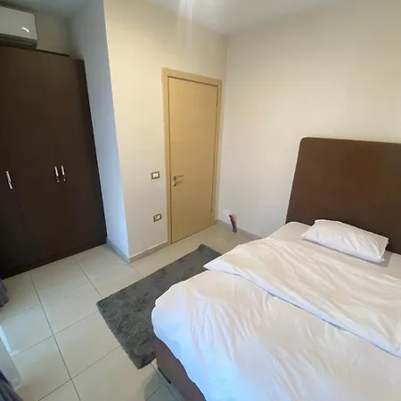 Enid - Two Bedrooms And Two Bathrooms شقة